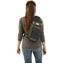 Kelty Spur 9L Sling Pack | Black Geo-Heather -Kelty KL17 Spur geoheather onbodyback3