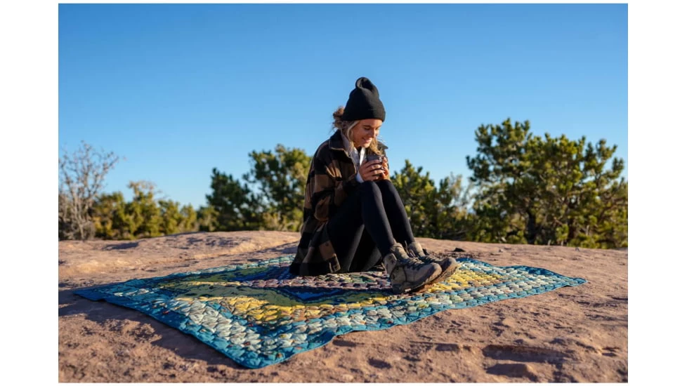 Kelty Jeanie's Blanket 7 Kelty Jeanie's Blanket - Image 7